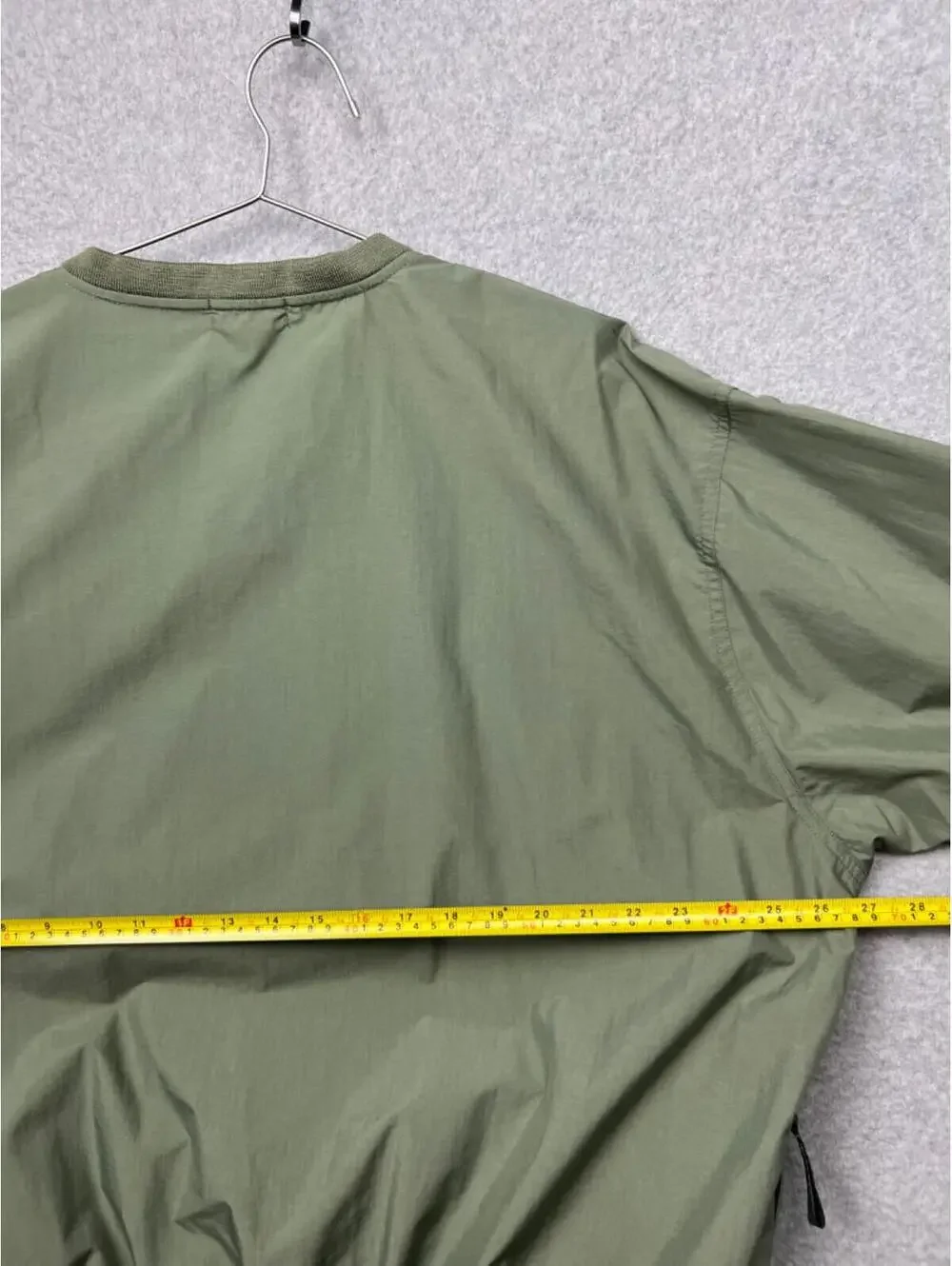 Izod XFG Golf Pullover WindBreaker Nylon Mens  XL Lightweight Green Outdoor